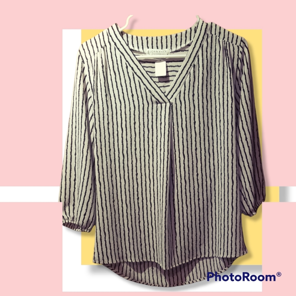 Jon & Anna Stripe Blouse NWOT